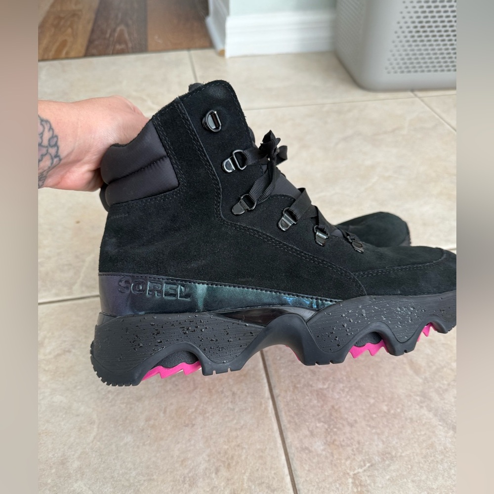 Sorel Kinetic Impact Conquest Aurora Boots nwot Women’s Shoes Boot Black Size 11 - Picture 5 of 12